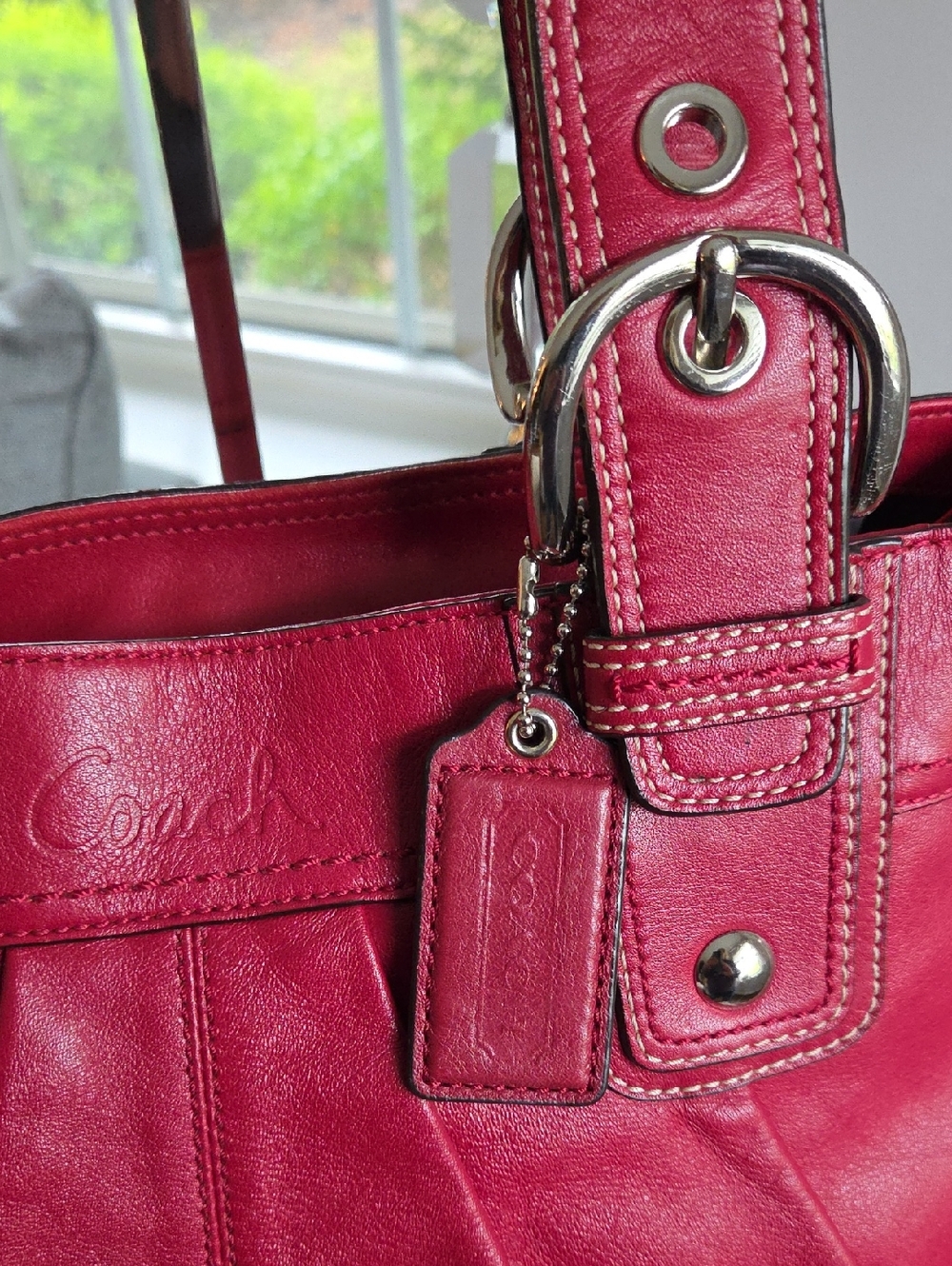 COACH Red Medium SOHO Pleated Leather Shoulder Bag 2006 - Picture 6 of 15